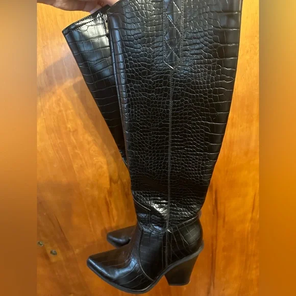 Nasty Gal Wild Western Faux Leather Croc Boots - Picture 2 of 5